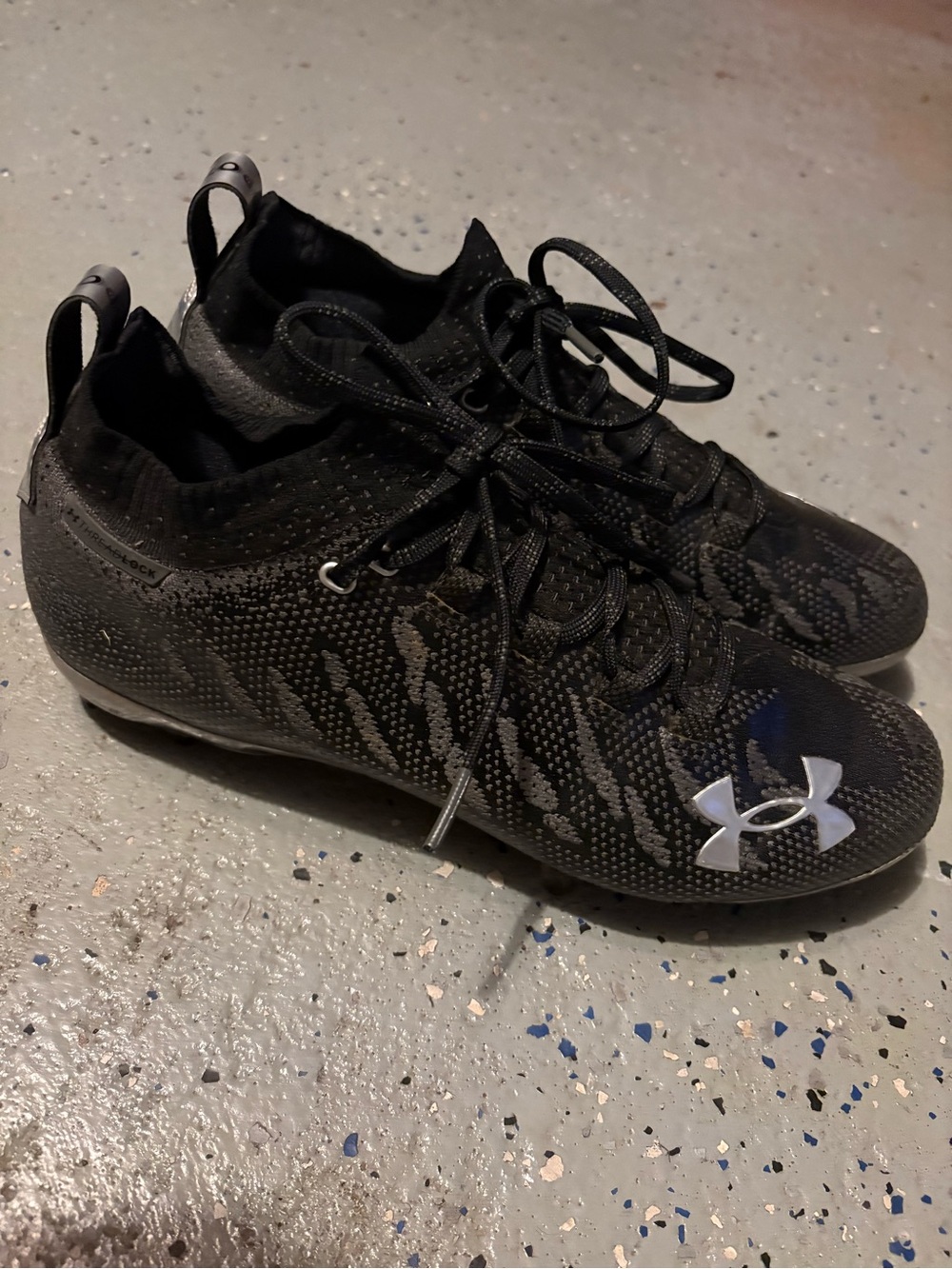 Under Armour blur lux cleats size 10.5